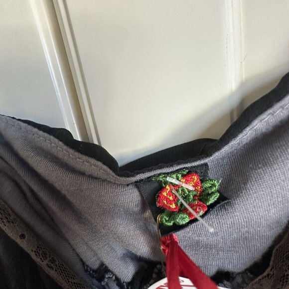 Poof Black‎ Camisole Womens Small New - Picture 6 of 8